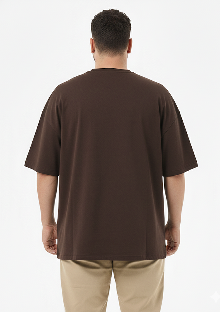 Oversized Básica Marrom Plus Size